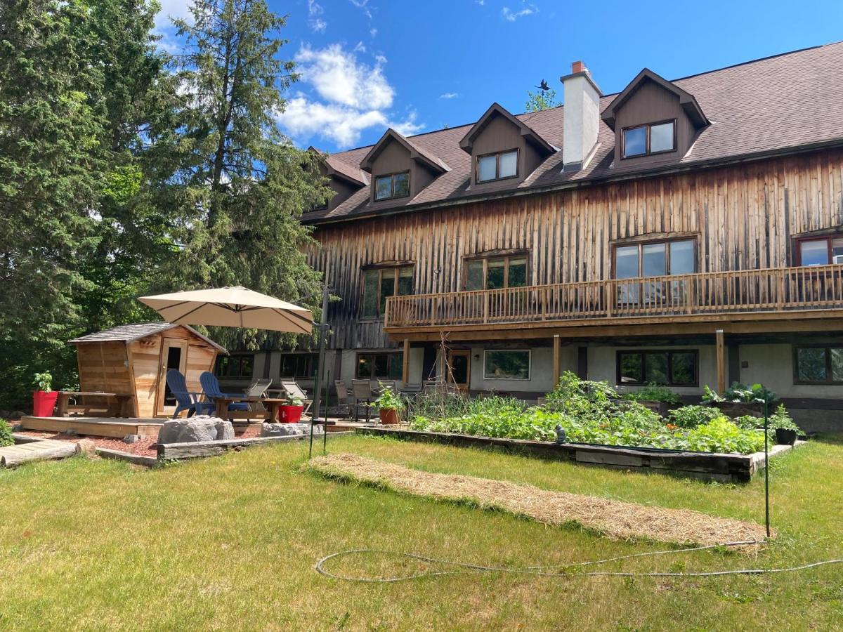 La Grange Country Inn Wakefield Eksteriør bilde