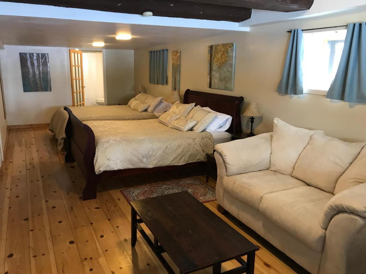 La Grange Country Inn Wakefield Eksteriør bilde
