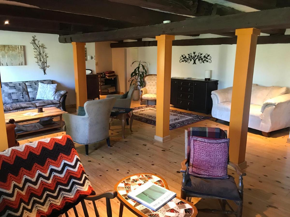 La Grange Country Inn Wakefield Eksteriør bilde